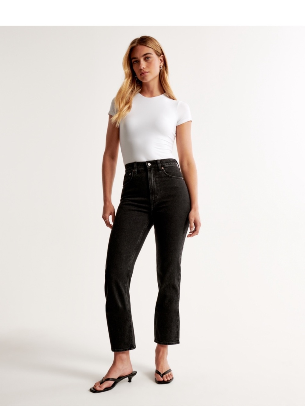 Abercrombie Curve Love Ultra High Rise Ankle Straight Jeans